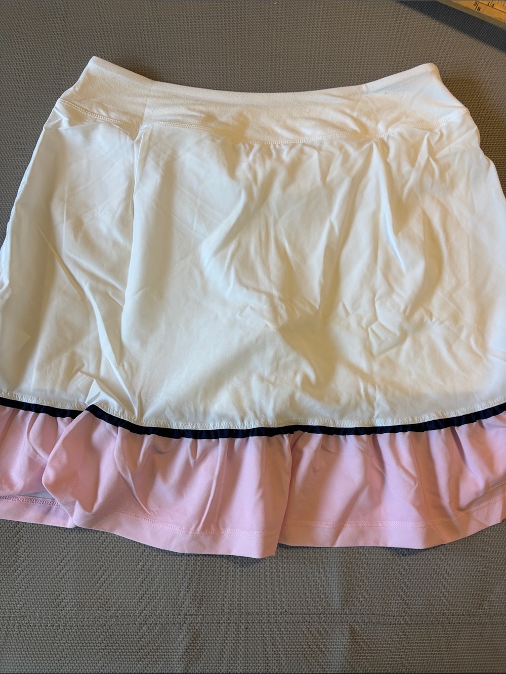 Addison bay size S White athletic skirt with Pink Ruffle Hem NWT - Picture 10 of 10
